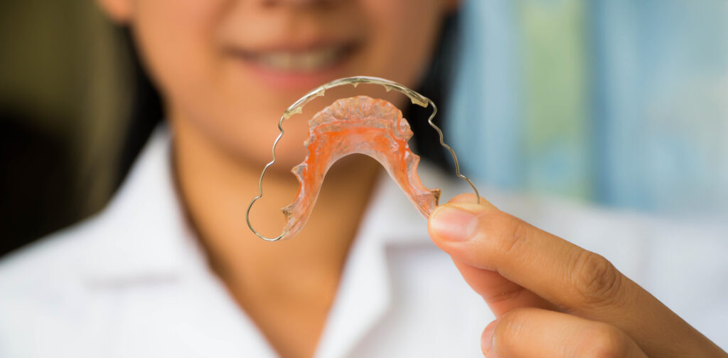 orthodontic retainers